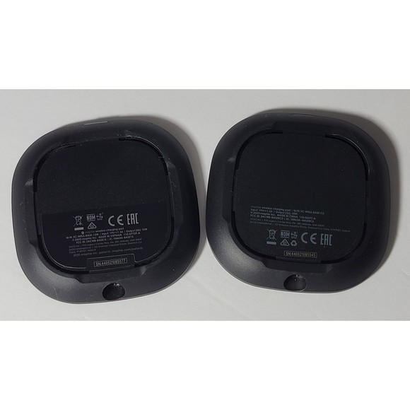 Set of 2 Mophie 15W Wireless Charging Pads Pre-Owned - Picture 6 of 12